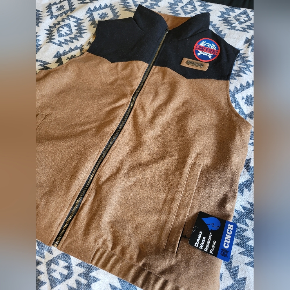 Men's Cinch Vest
